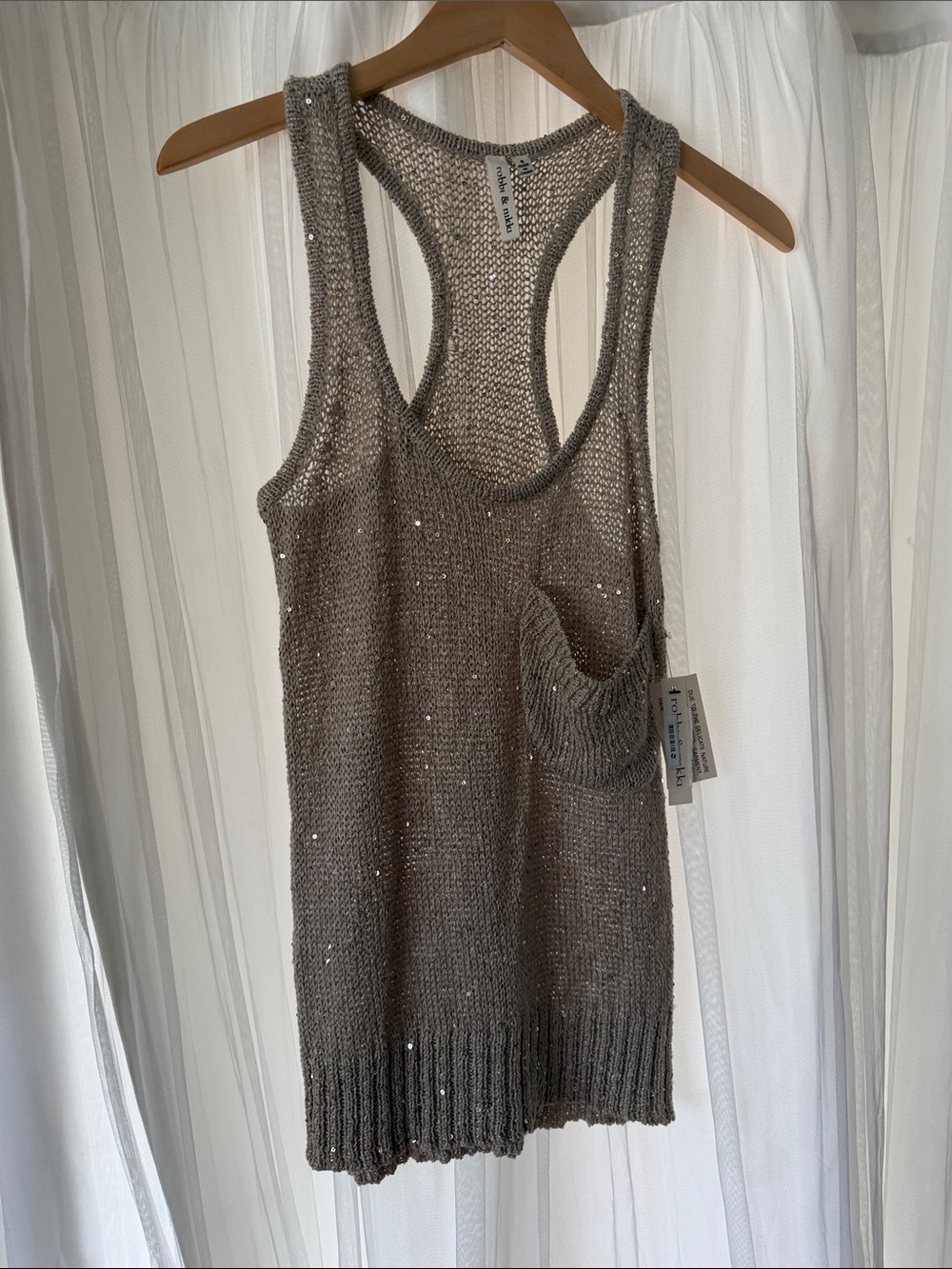 Robbi & Nikki by Robert Rodriguez Gray Sequin Knit Racerback Tank